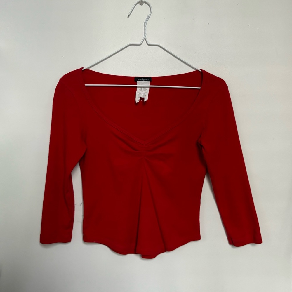 eyeshadow 2000s 90s red top